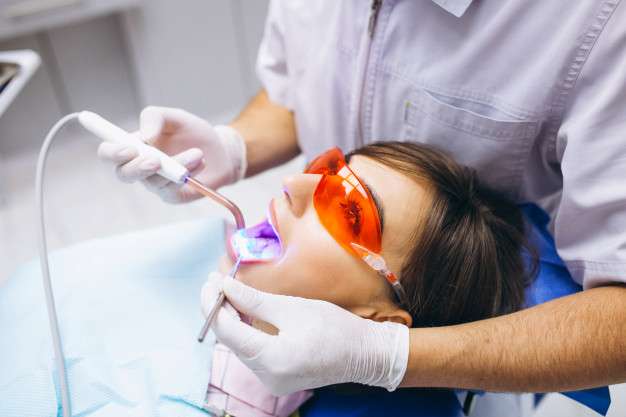Koje su opcije izbjeljivanja i je li izbjeljivanje zuba štetno?